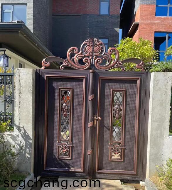  鋁(lv)藝庭院(yuan)大門 
