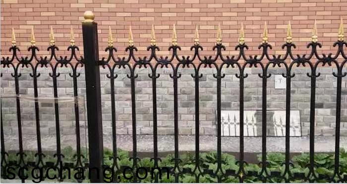 鐵藝欄(lan)桿